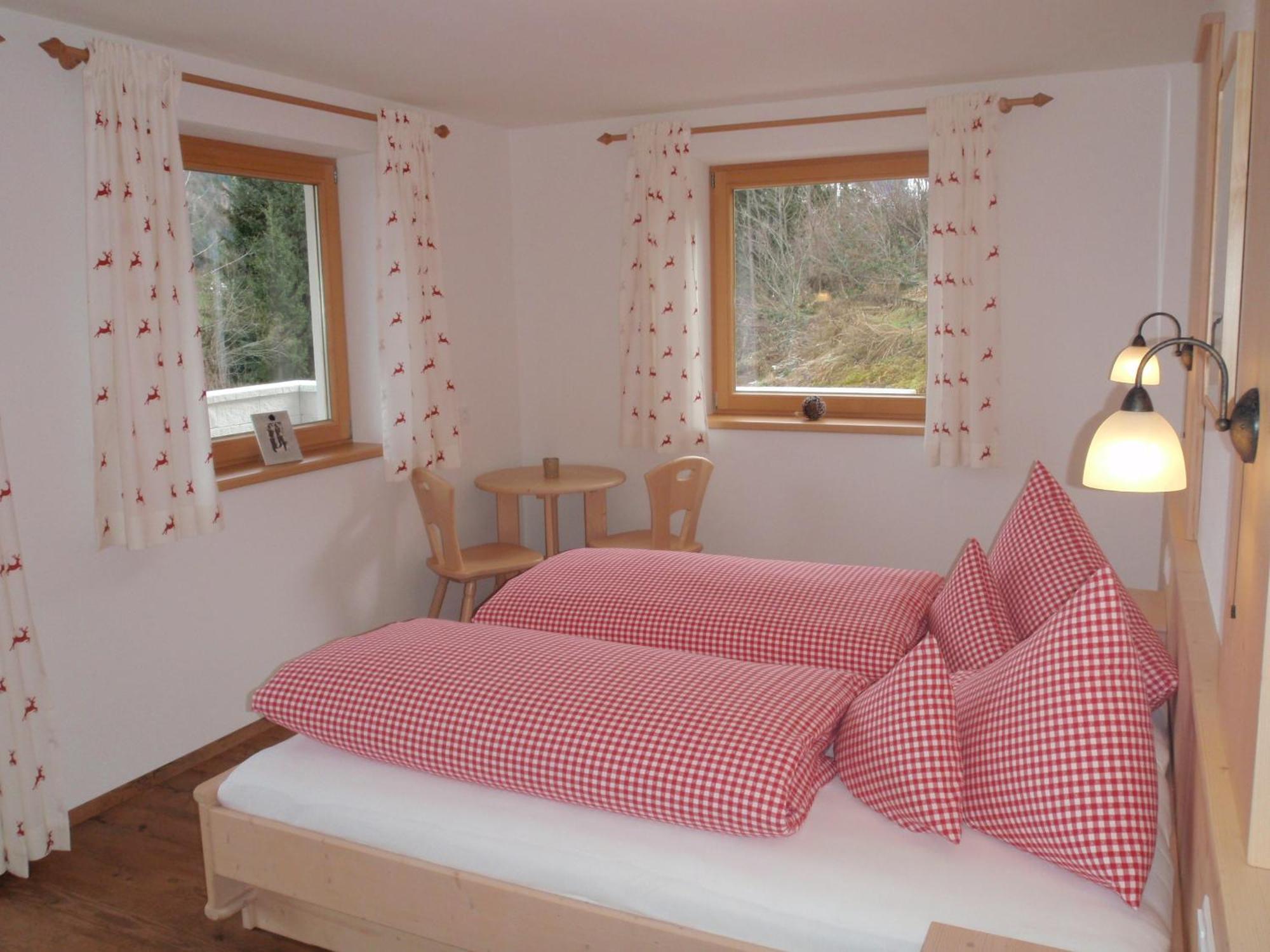 Landhaus Alpenjaeger Hainzenberg Δωμάτιο φωτογραφία