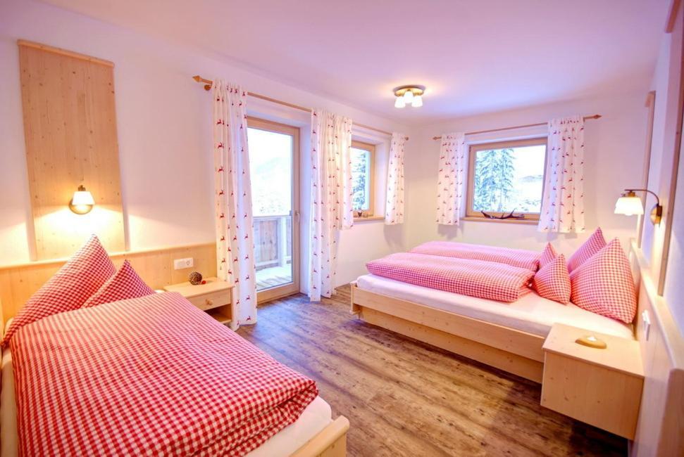 Landhaus Alpenjaeger Hainzenberg Δωμάτιο φωτογραφία