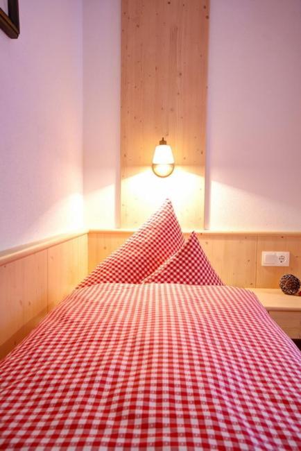 Landhaus Alpenjaeger Hainzenberg Δωμάτιο φωτογραφία
