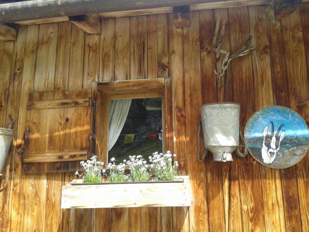 Landhaus Alpenjaeger Hainzenberg Εξωτερικό φωτογραφία